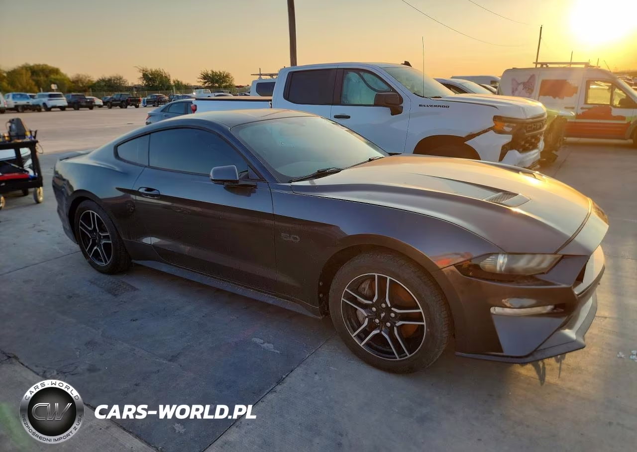 2018 Ford Mustang Gt VIN:1FA6P8CF3J5165698 - 4