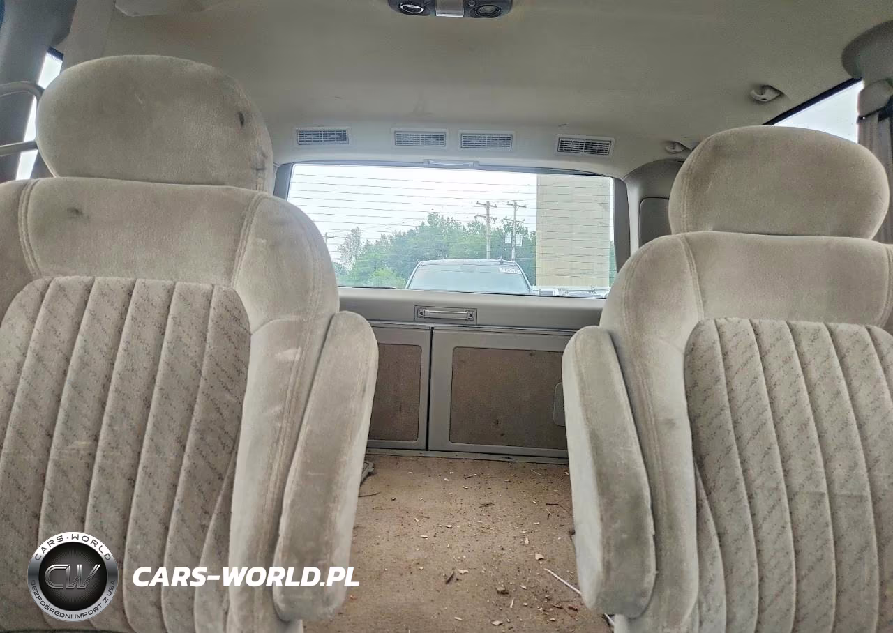 2002 Chevrolet Astro VIN:1GNEL19X62B100735 - 10