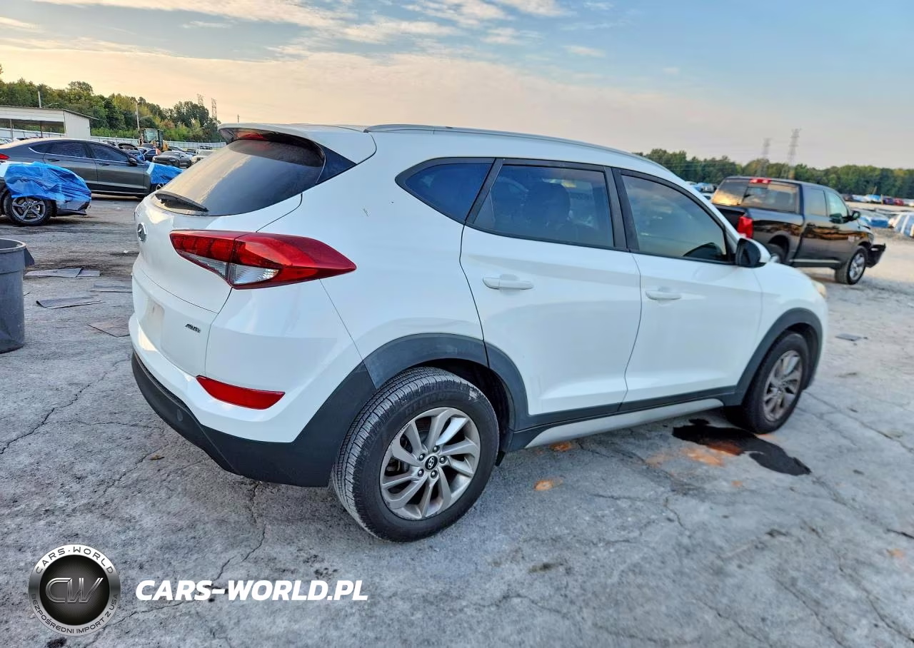 2018 Hyundai Tucson Sel VIN:KM8J3CA41JU758479 - 3