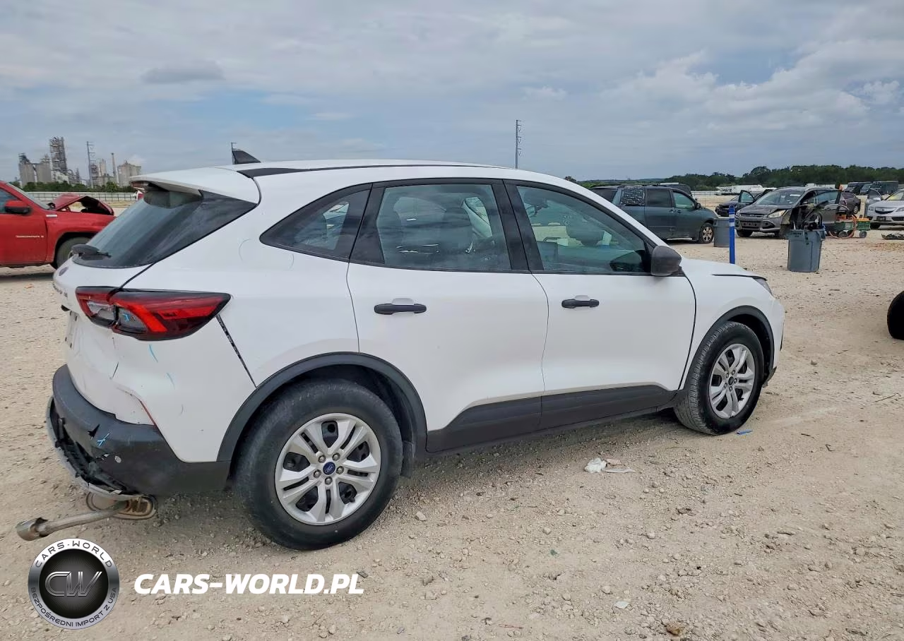 2023 Ford Escape VIN:1FMCU0FN4PUA07892 - 3