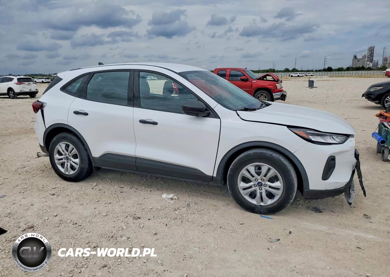 2023 Ford Escape VIN:1FMCU0FN4PUA07892 - 4