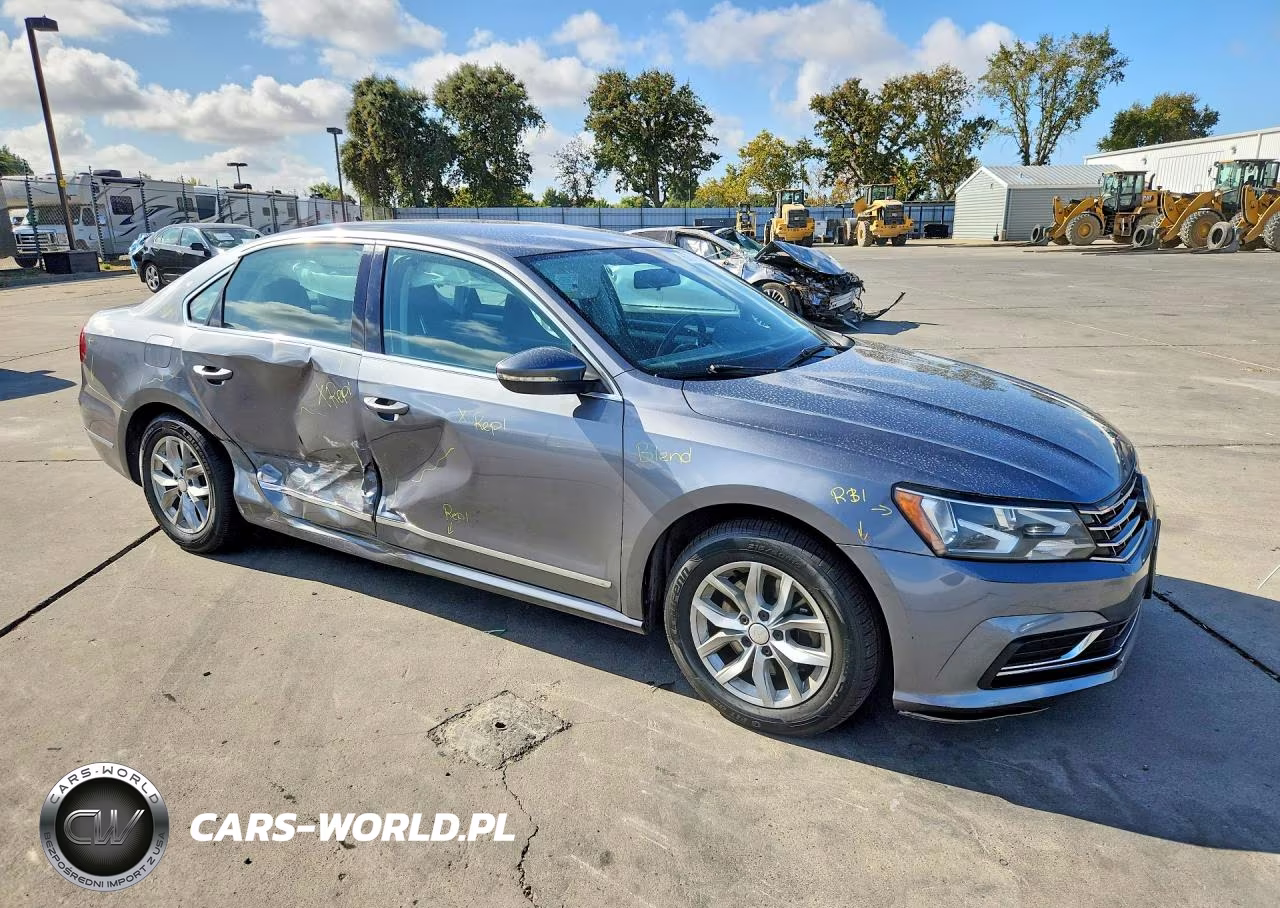 2017 Volkswagen Passat S VIN:1VWAT7A34HC023589 - 4