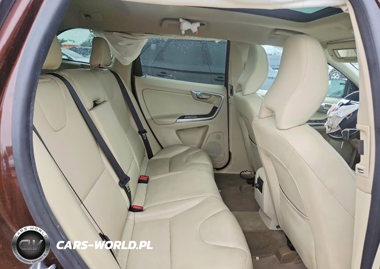 2015 Volvo Xc60 T6 Platinum VIN:YV4902RD2F2610629 - 10