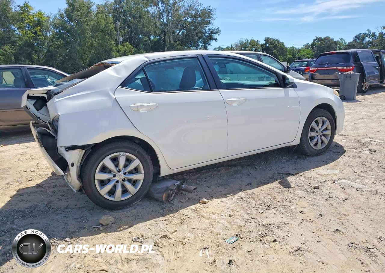 2016 Toyota Corolla Le VIN:2T1BURHE6GC546867 - 3