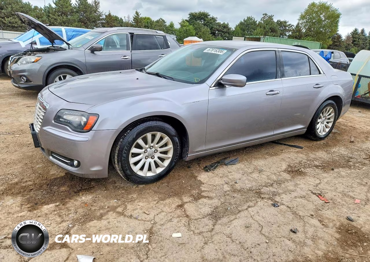 2014 Chrysler 300 S VIN:2C3CCABG7EH103573 - 1