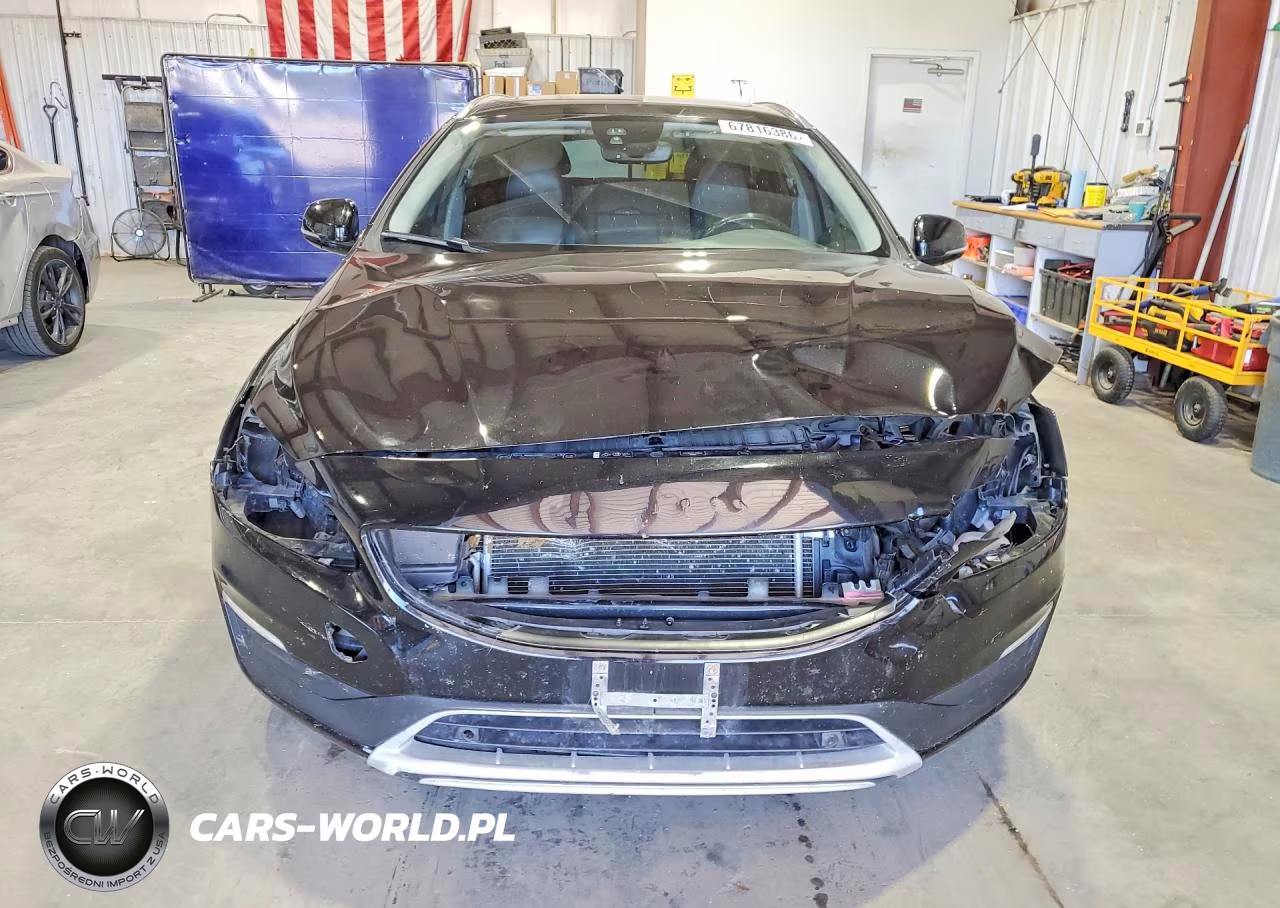 2018 Volvo V60 Cross Country Premier VIN:YV440MWK8J2059334 - 5