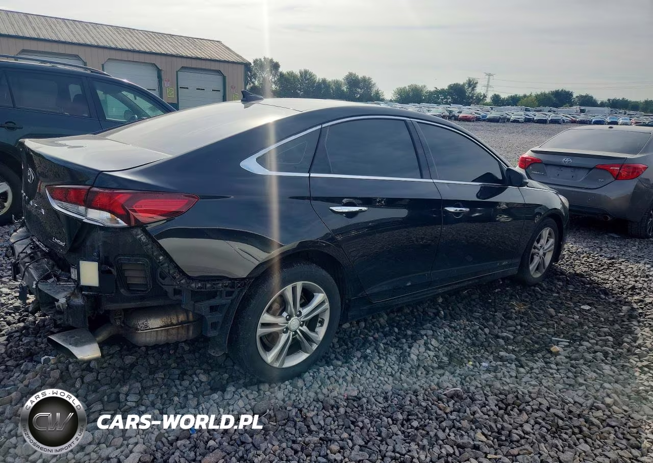 2018 Hyundai Sonata Limited VIN:5NPE34AF7JH630254 - 3