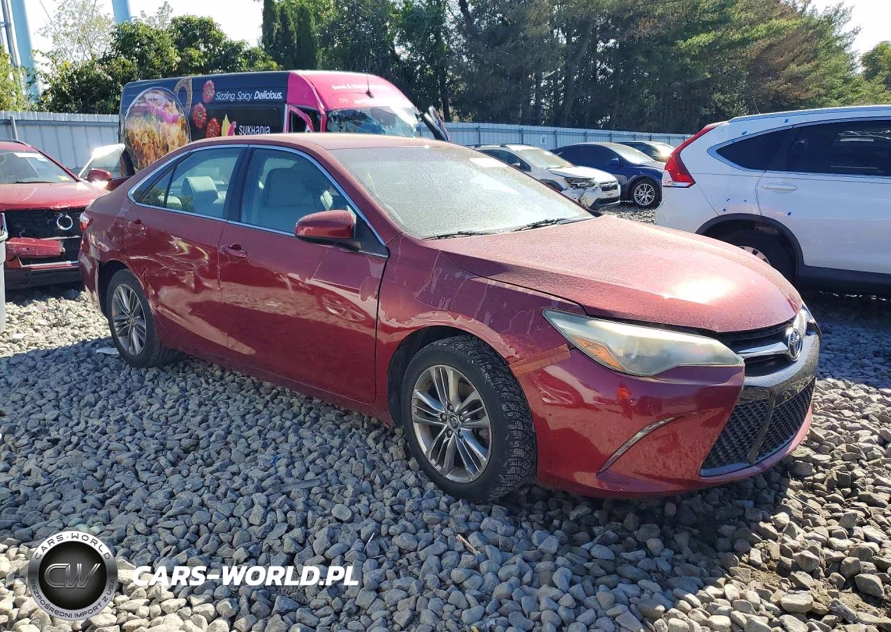 2015 Toyota Camry Se VIN:4T1BF1FK9FU876410 - 4