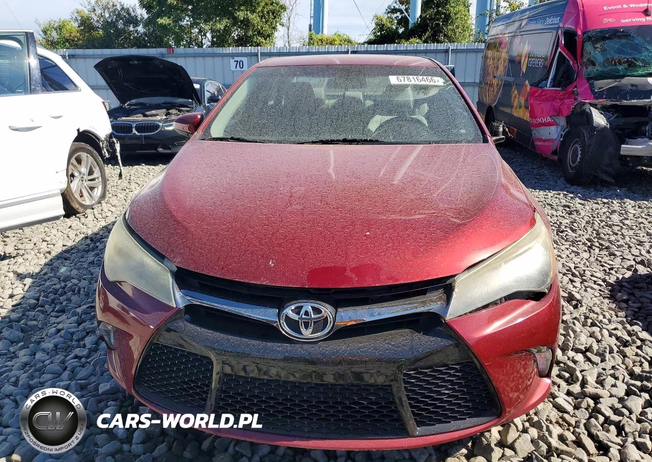 2015 Toyota Camry Se VIN:4T1BF1FK9FU876410 - 5