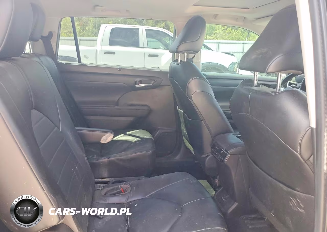 2022 Toyota Highlander Xle VIN:5TDGZRAH1NS122951 - 11
