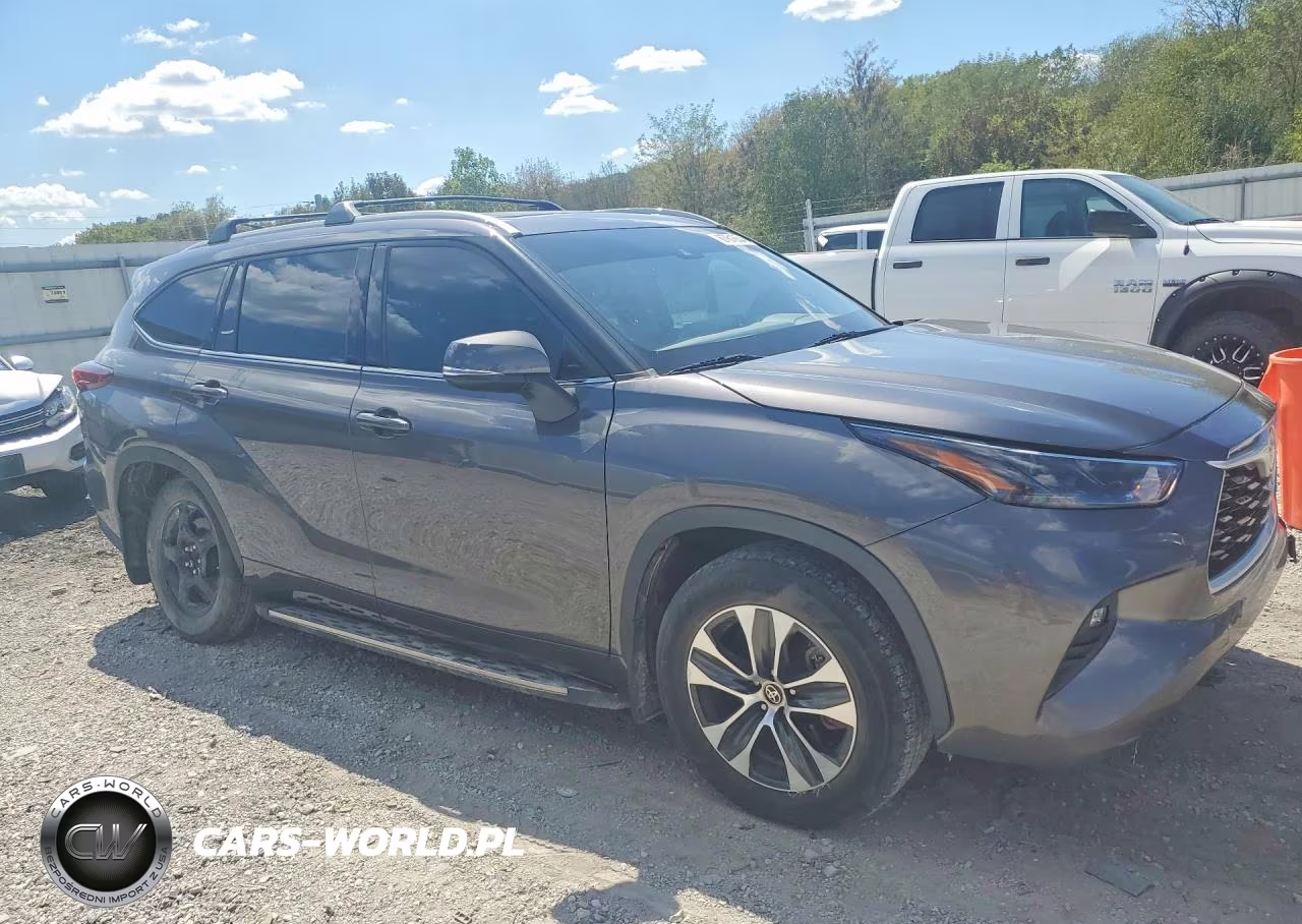 2022 Toyota Highlander Xle VIN:5TDGZRAH1NS122951 - 4