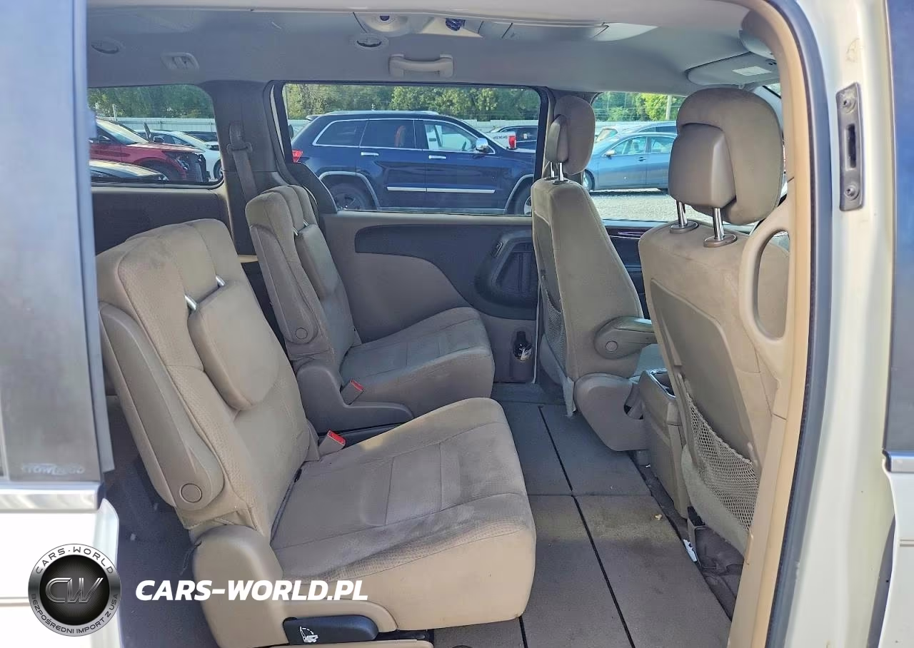 2012 Chrysler Town & Country Touring VIN:2C4RC1BGXCR162338 - 11