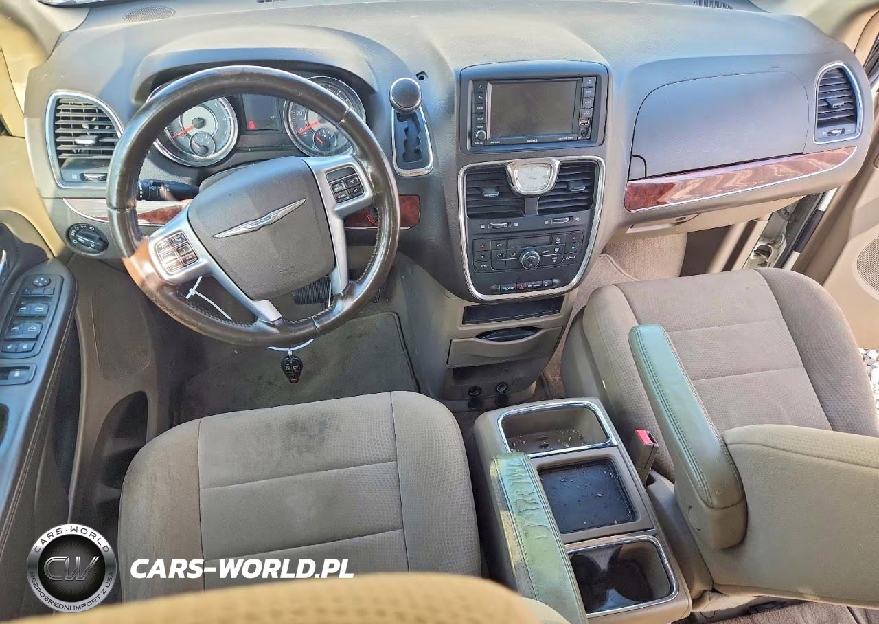 2012 Chrysler Town & Country Touring VIN:2C4RC1BGXCR162338 - 8