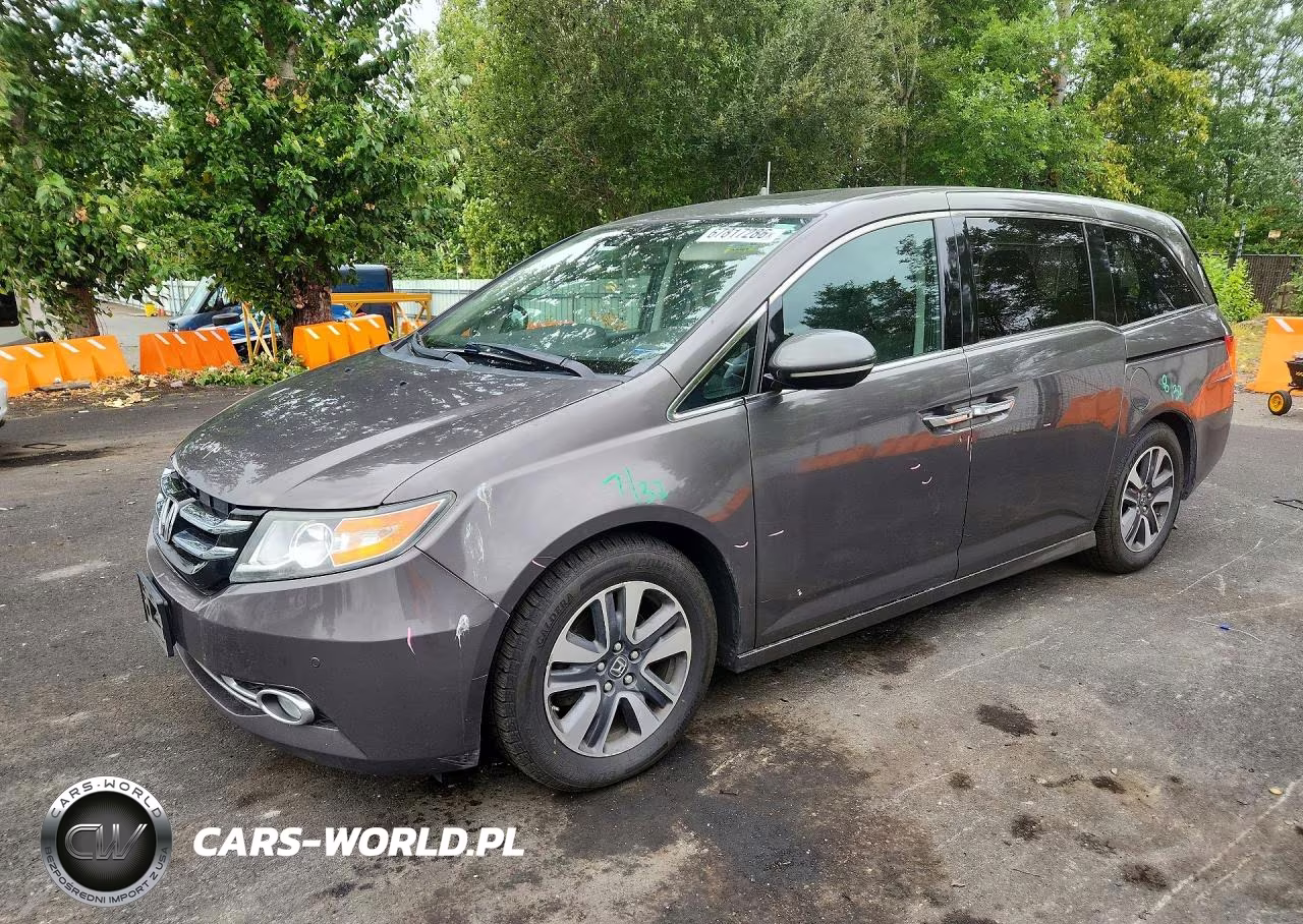 2016 Honda Odyssey Touring – zdjęcie 1 z 12