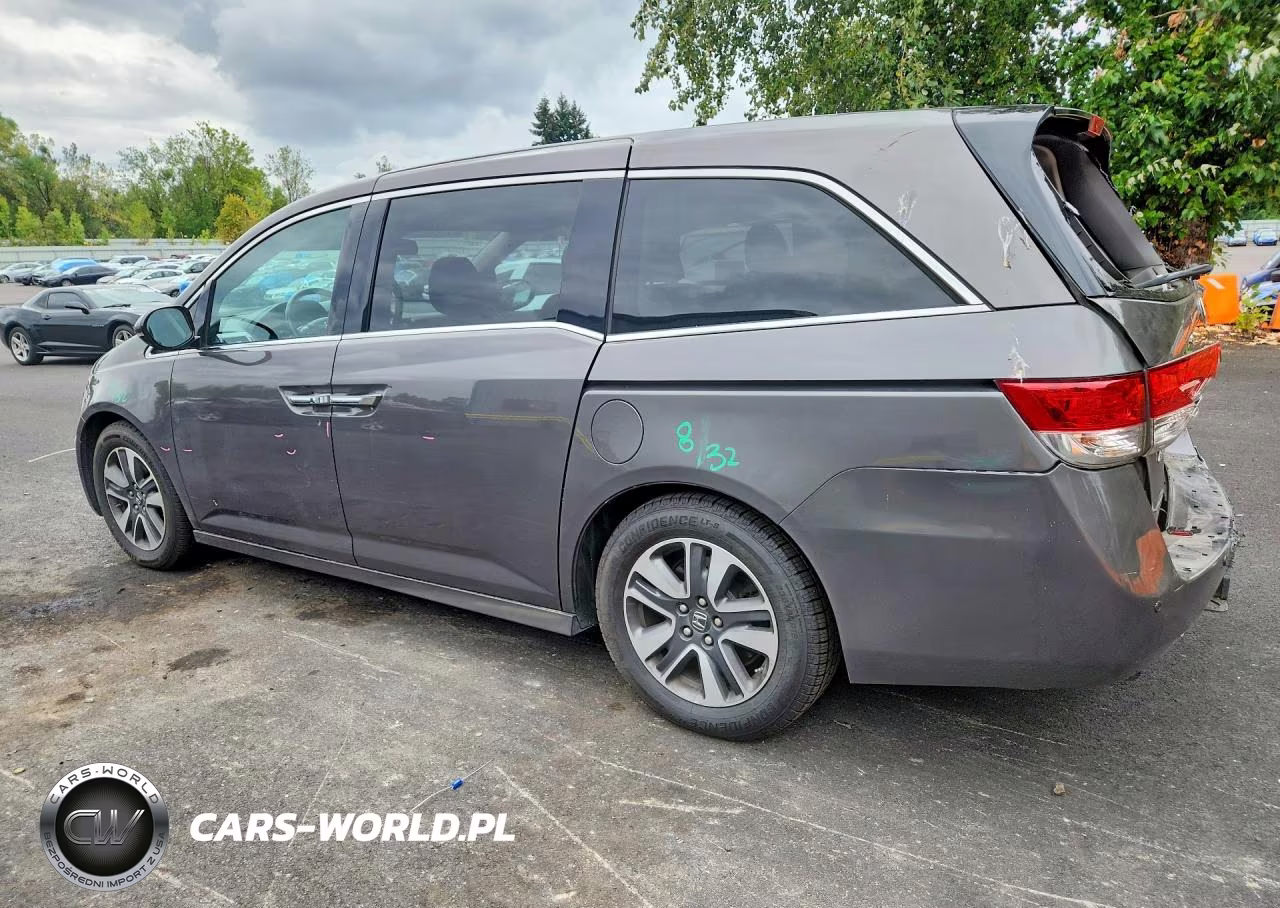 2016 Honda Odyssey Touring VIN:5FNRL5H93GB055455 - 2