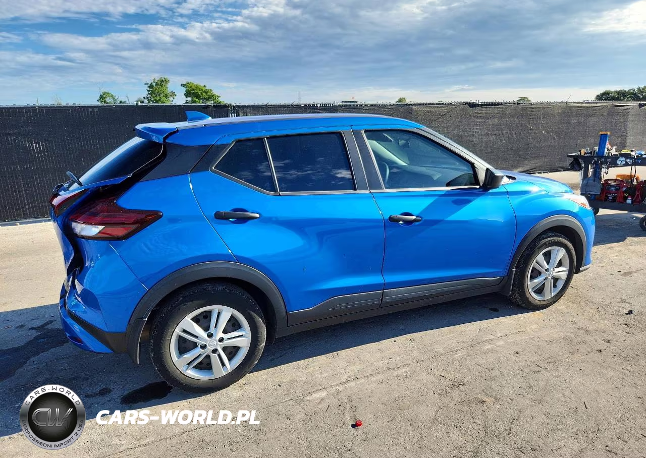 2023 Nissan Kicks S VIN:3N1CP5BV1PL527317 - 3