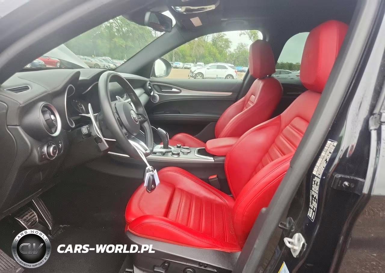 2023 Alfa Romeo Stelvio Ti VIN:ZASPAKBN4P7D65354 - 7