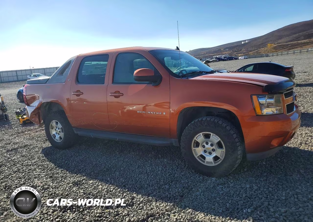 2007 Chevrolet Avalanche K1500 VIN:3GNFK12357G163595 - 4