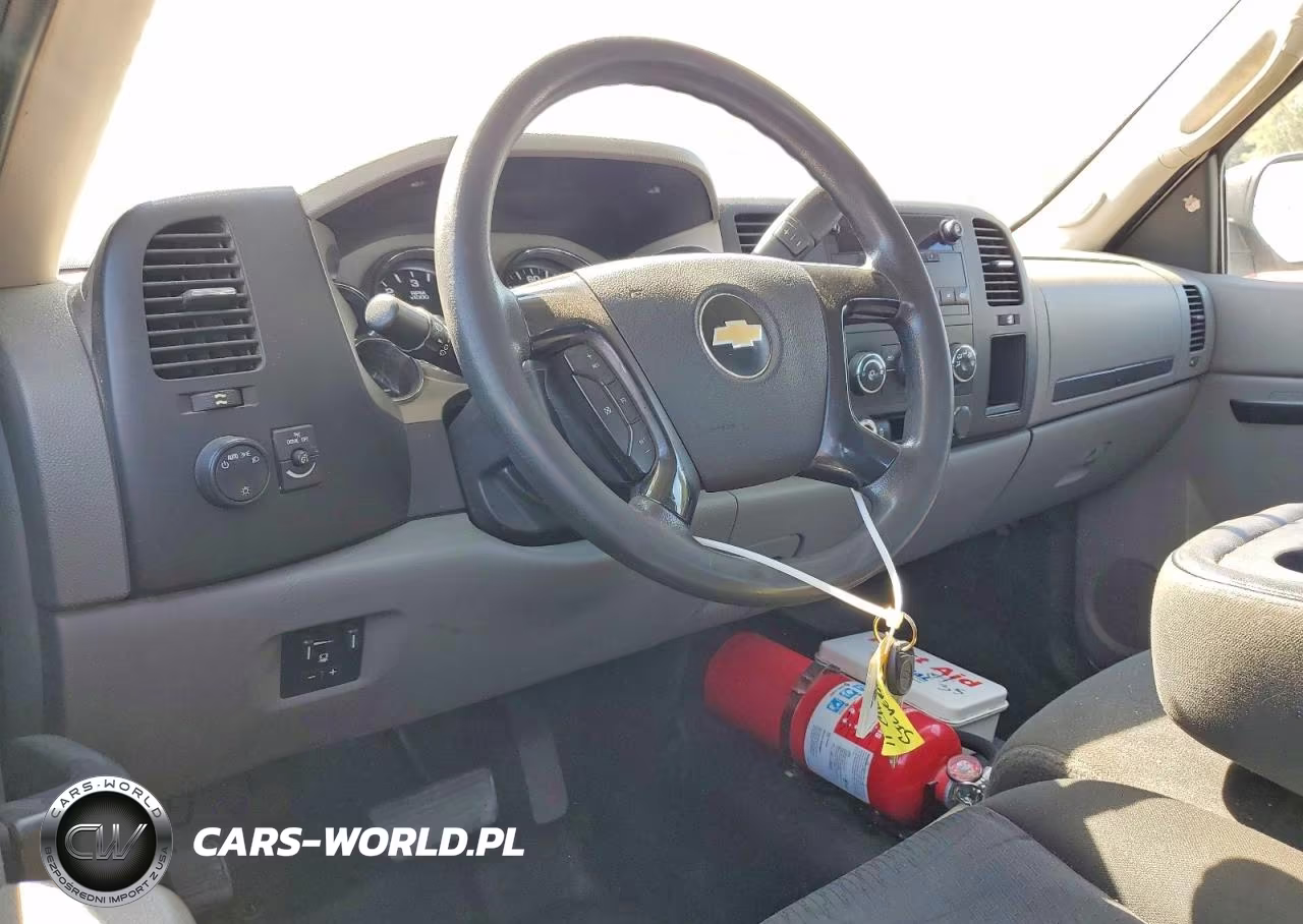 2011 Chevrolet Silverado C2500 Heavy Duty VIN:1GC2CVCG0BZ465978 - 8