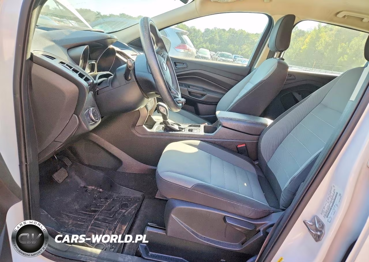 2018 Ford Escape S VIN:1FMCU0F7XJUB95858 - 7