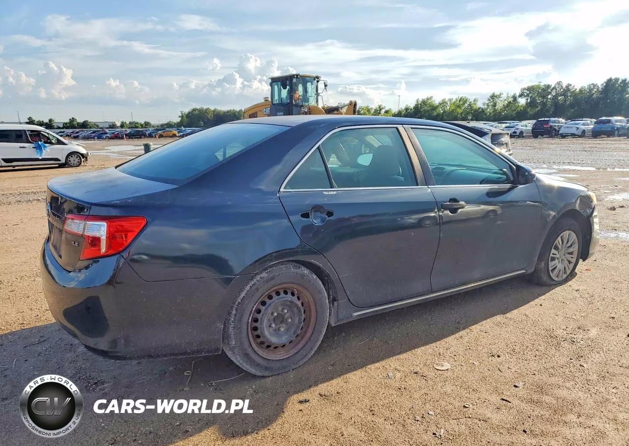 2012 Toyota Camry Le VIN:4T1BF1FK7CU130923 - 3