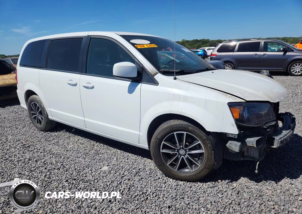 2018 Dodge Grand Caravan Gt VIN:2C4RDGEG3JR288615 - 4