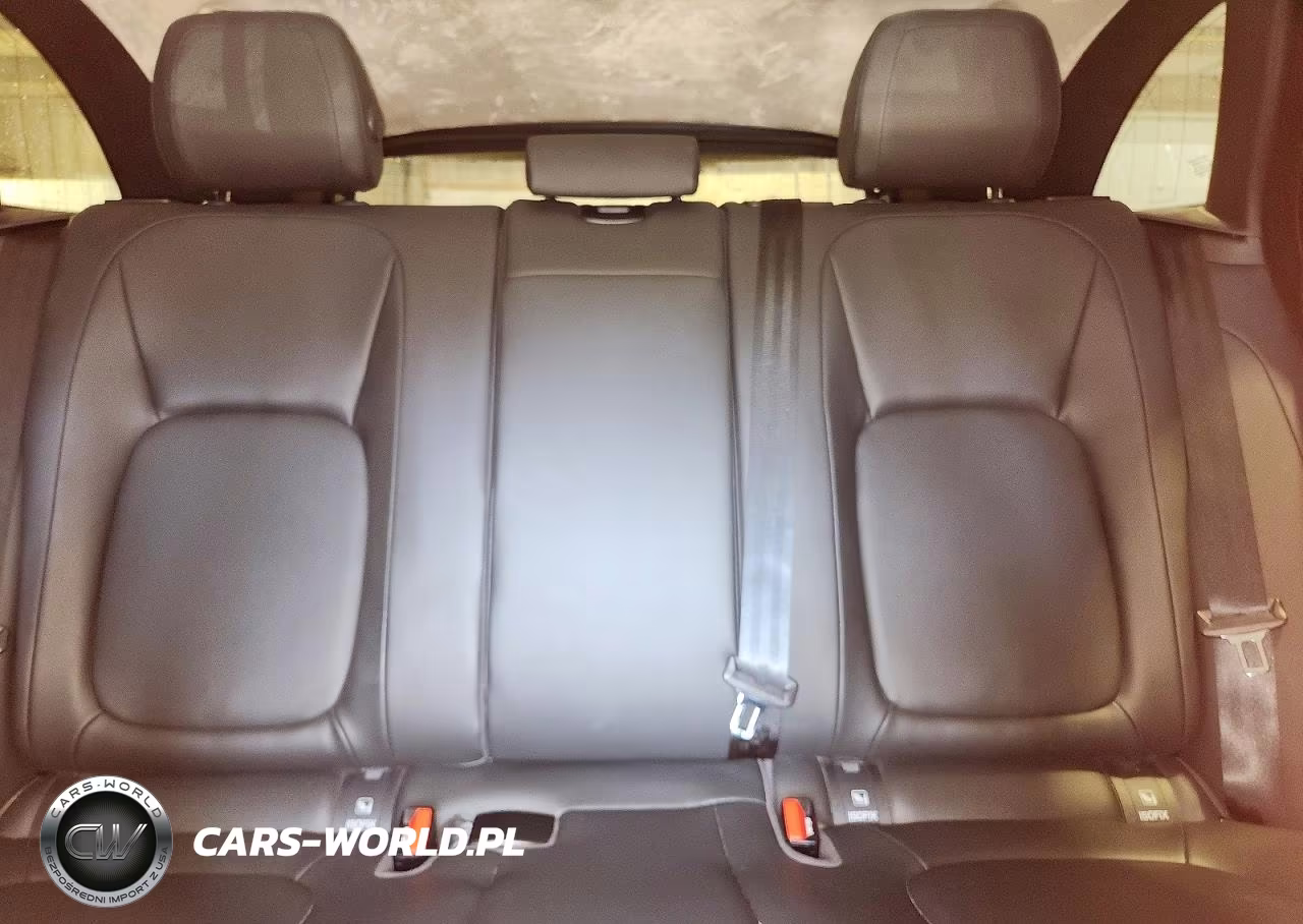 2019 Jaguar F-Pace Premium VIN:SADCJ2FX1KA395205 - 10