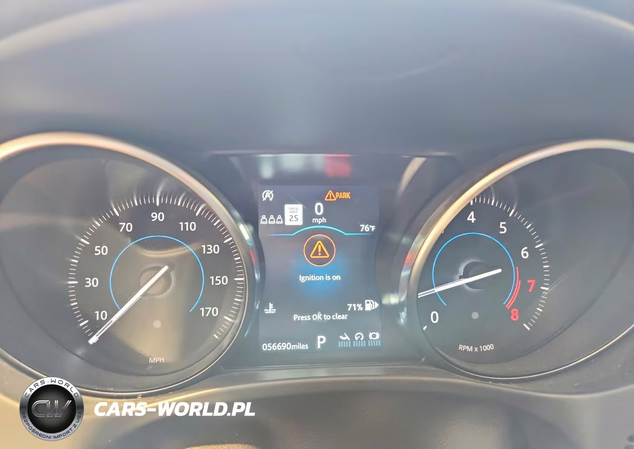 2019 Jaguar F-Pace Premium VIN:SADCJ2FX1KA395205 - 9