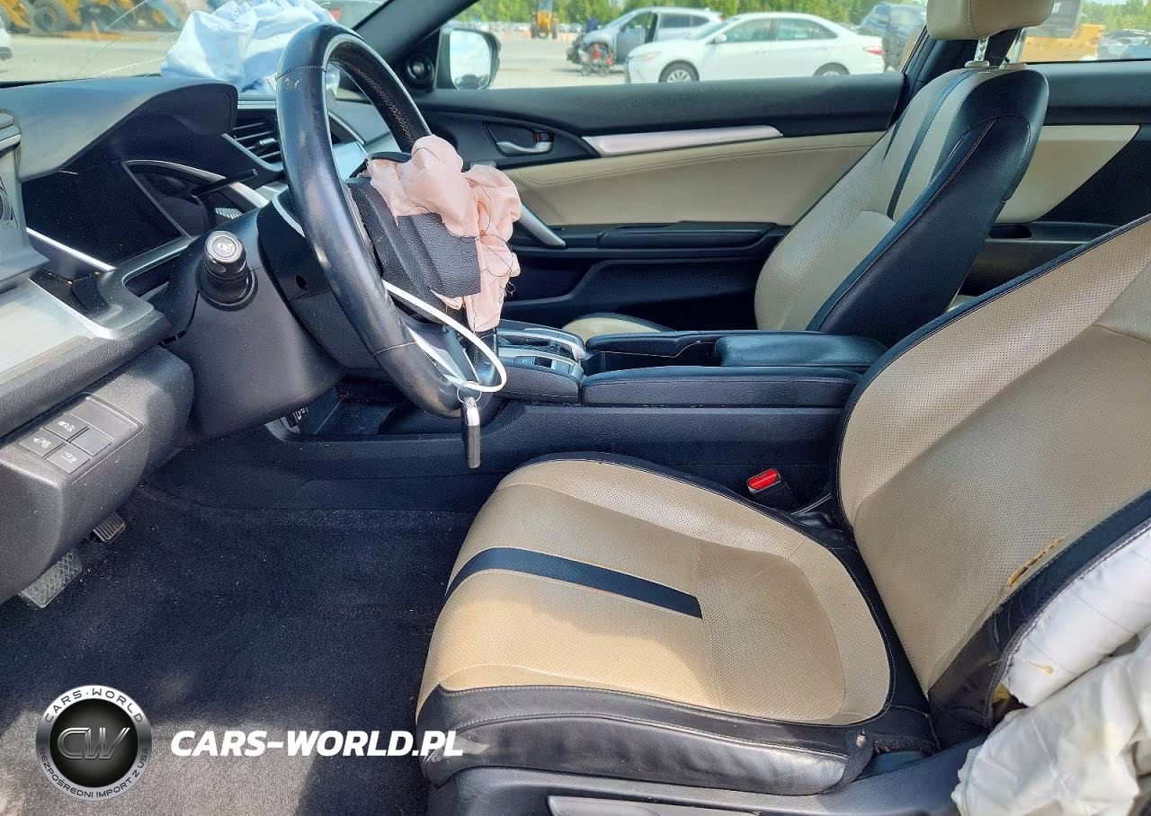 2017 Honda Civic Touring VIN:2HGFC3B91HH351166 - 7