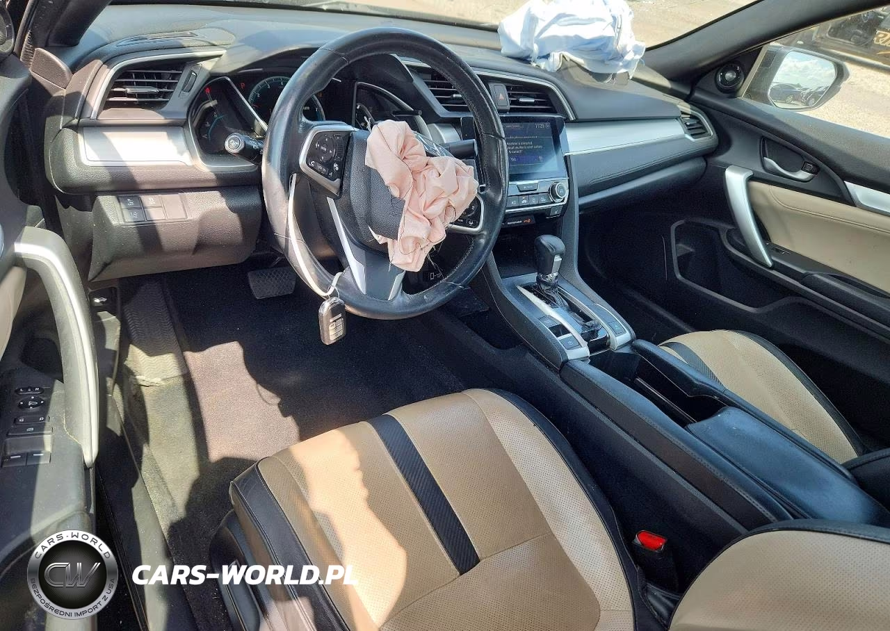 2017 Honda Civic Touring VIN:2HGFC3B91HH351166 - 8