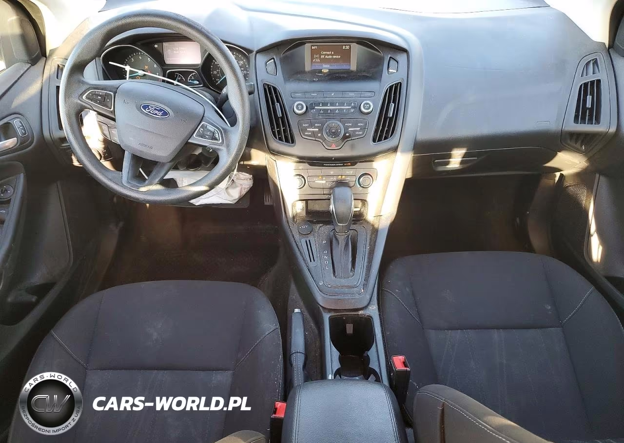 2018 Ford Focus Se VIN:1FADP3F25JL328849 - 8