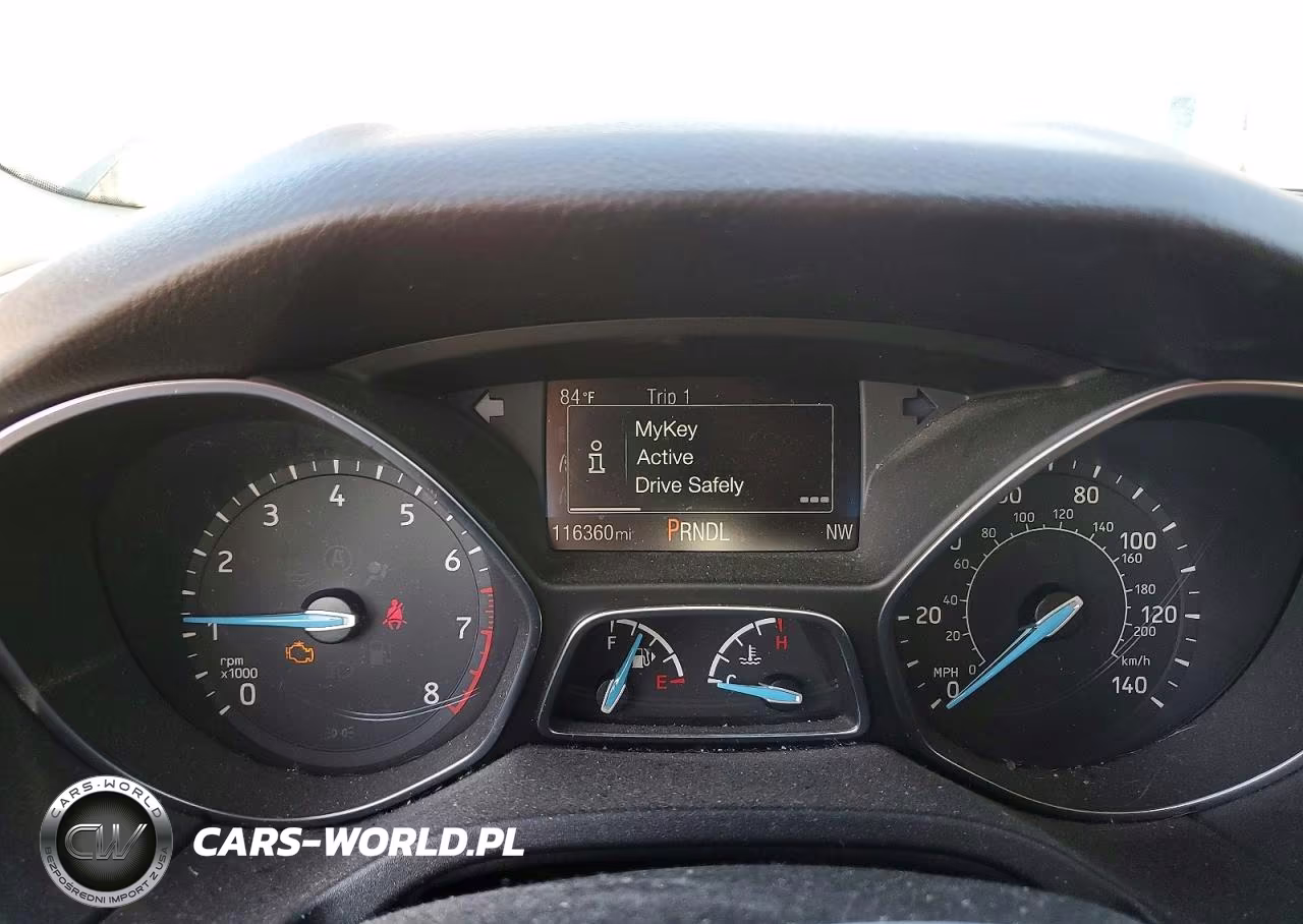 2018 Ford Focus Se VIN:1FADP3F25JL328849 - 9