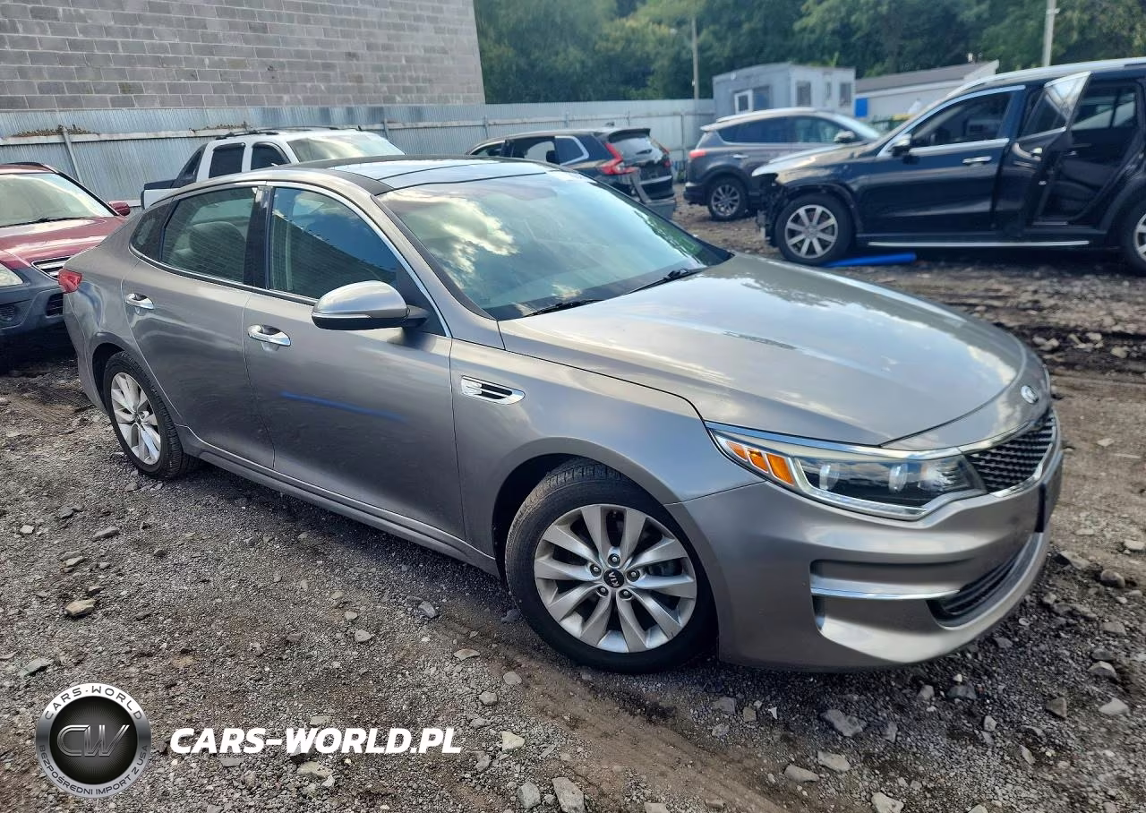 2016 Kia Optima Ex VIN:5XXGU4L30GG010035 - 4