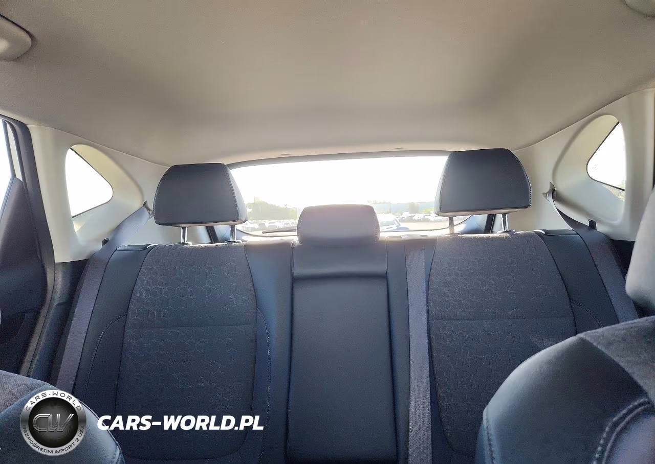 2025 Kia Seltos S VIN:KNDEU2AA8S7760622 - 10