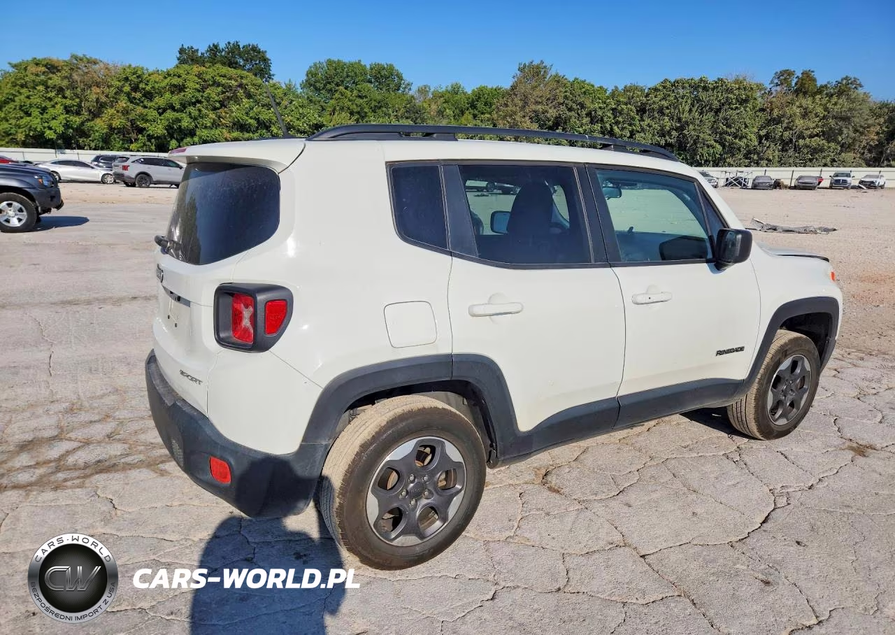 2017 Jeep Renegade Sport VIN:ZACCJBAB1HPG64738 - 3