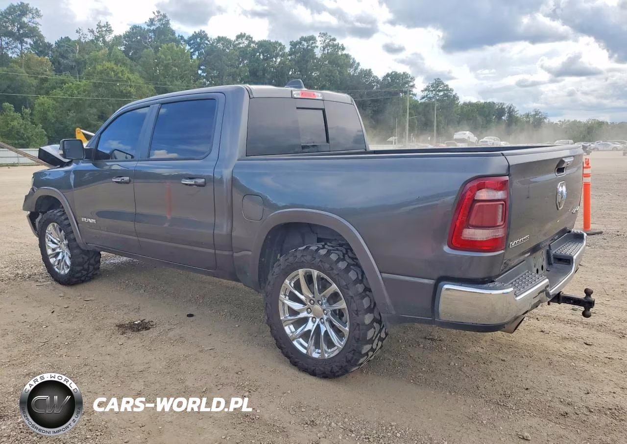 2019 Ram 1500 Laramie VIN:1C6SRFJT1KN586232 - 2