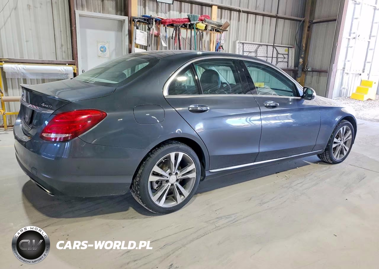 2015 Mercedes-Benz C 300 4Matic VIN:55SWF4KB4FU067305 - 3