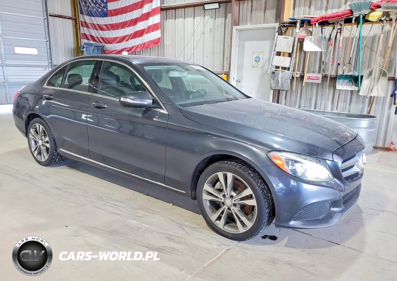 2015 Mercedes-Benz C 300 4Matic VIN:55SWF4KB4FU067305 - 4