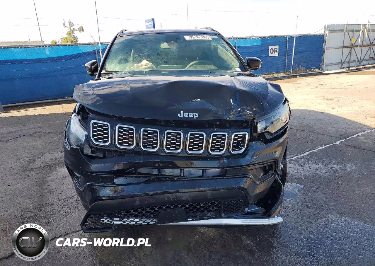 2025 Jeep Compass Limited VIN:3C4NJDCN2ST579418 - 5