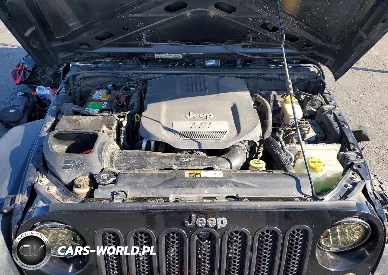 2013 Jeep Wrangler Unlimited Sport VIN:1C4BJWDG5DL702819 - 12