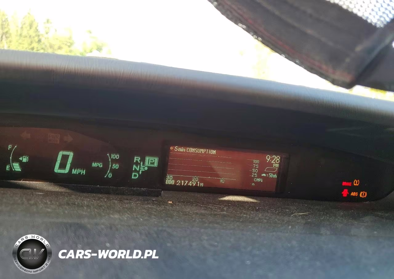 2011 Toyota Prius Two VIN:JTDKN3DU1B5317154 - 9