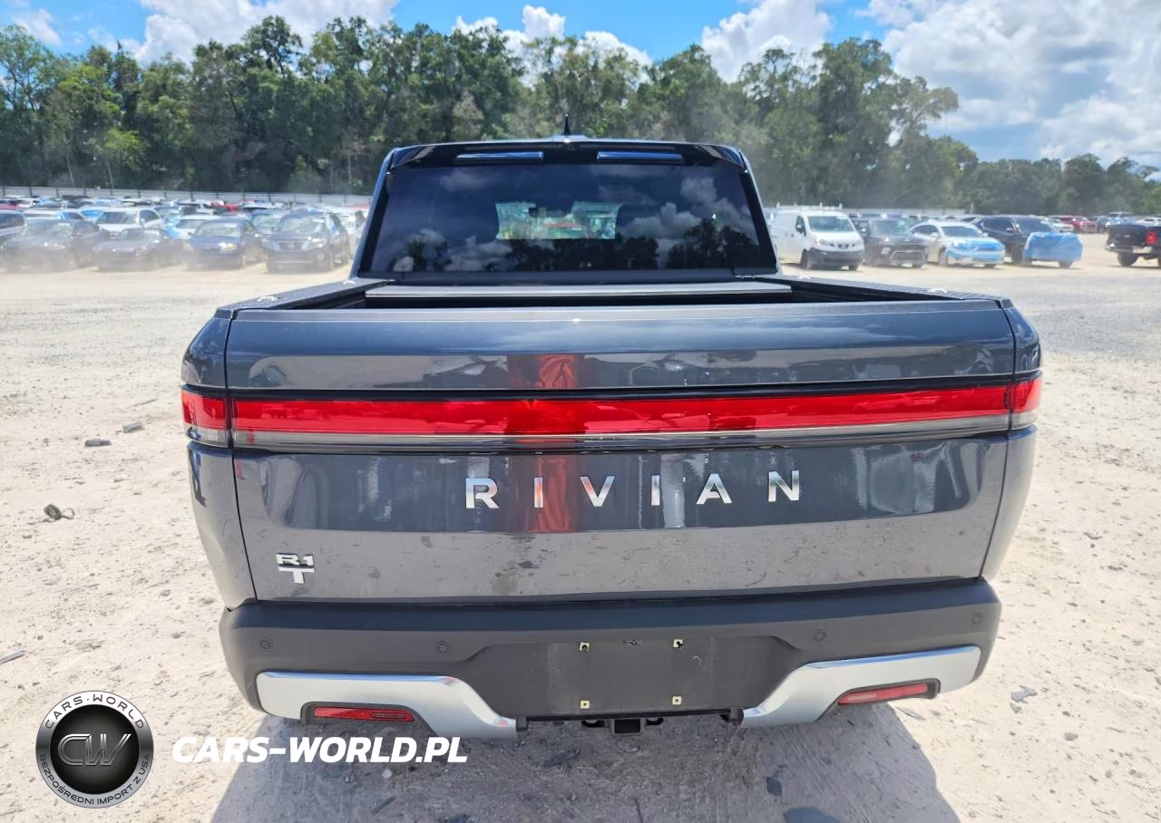 2024 Rivian R1T Adventure VIN:7FCTGCAAXRN030179 - 6