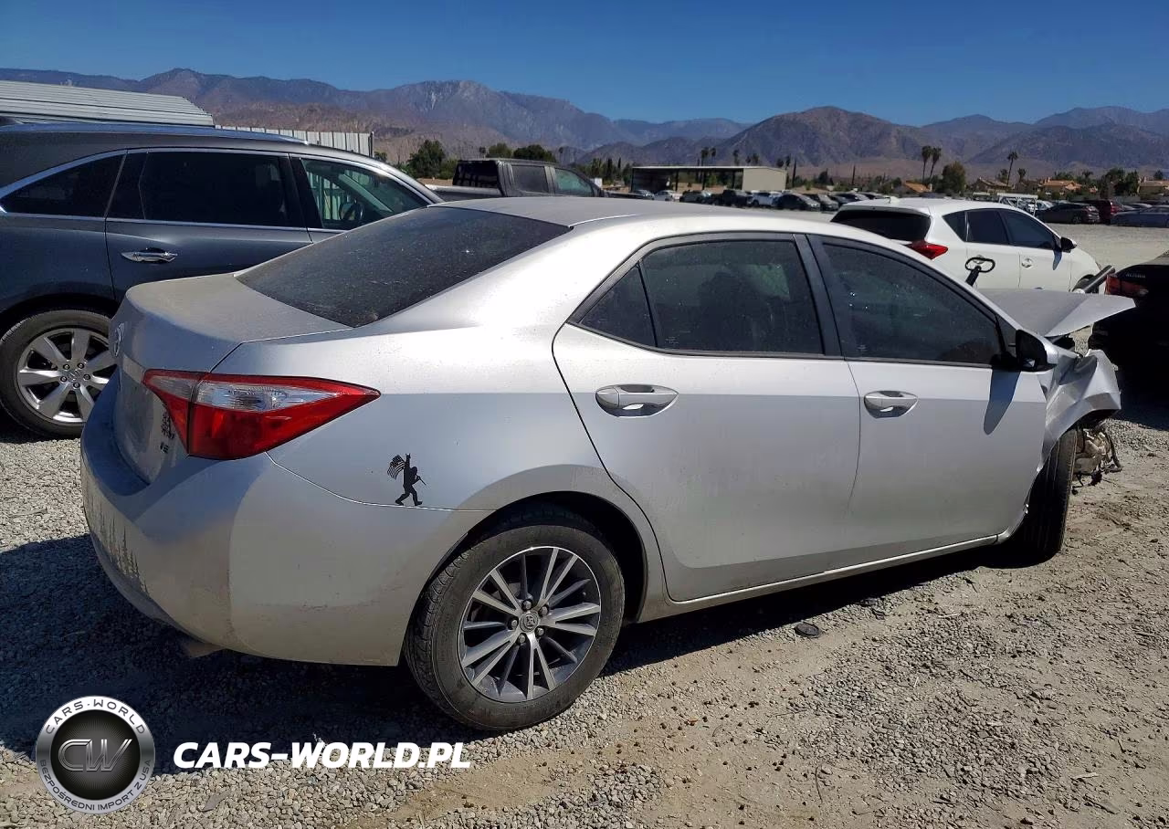 2016 Toyota Corolla Le Plus VIN:5YFBURHE0GP567830 - 3