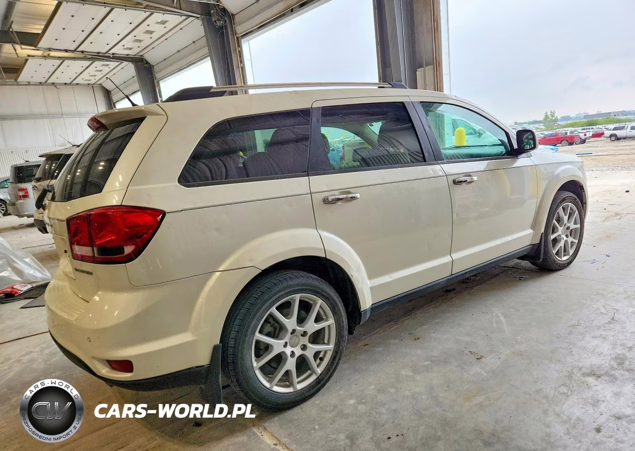2014 Dodge Journey Limited VIN:3C4PDCDG9ET132843 - 3