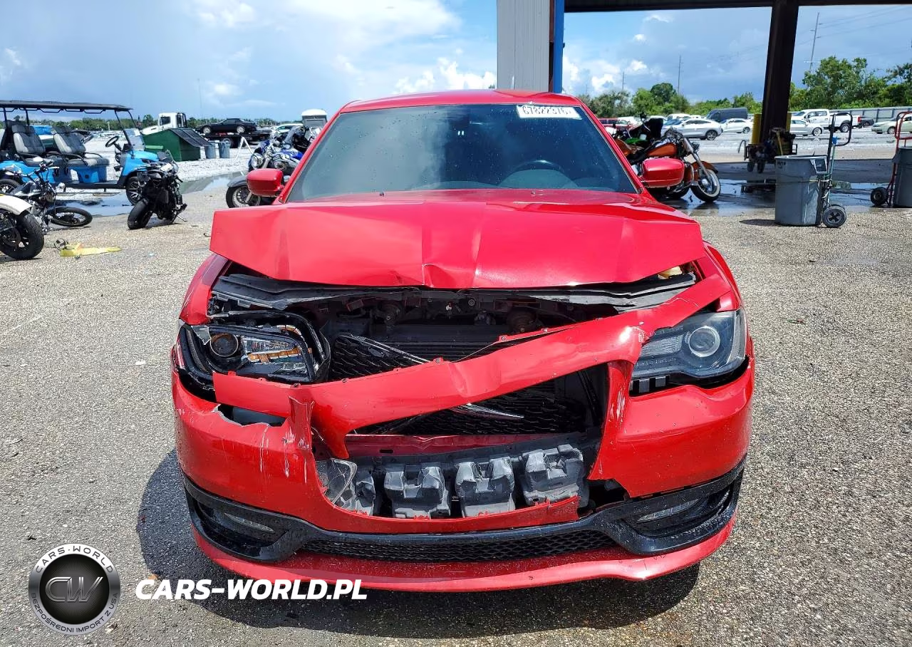 2016 Chrysler 300 S VIN:2C3CCABG0GH224383 - 5