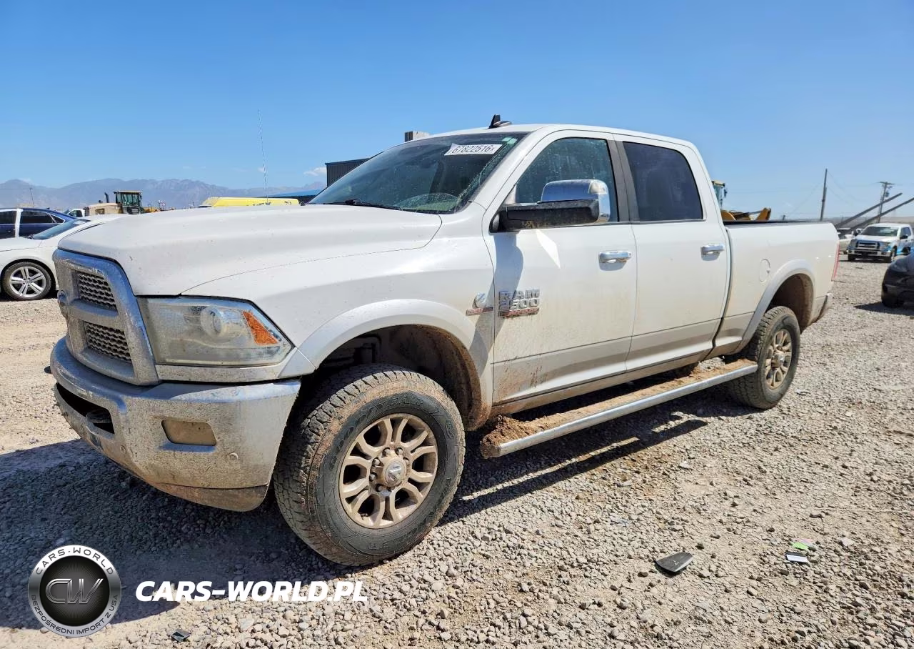 2016 Ram 2500 Laramie VIN:3C6UR5FL4GG191778 - 1