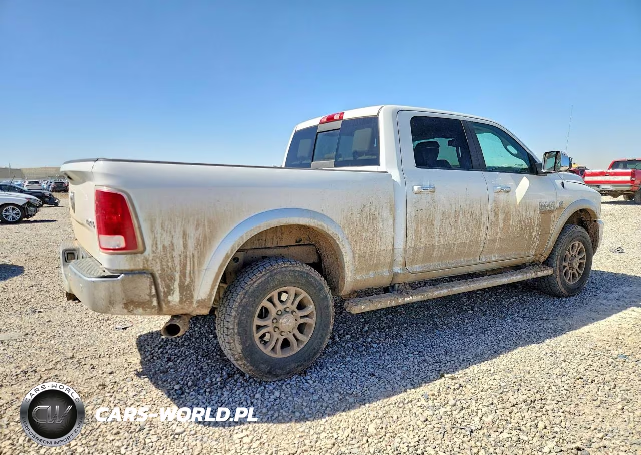 2016 Ram 2500 Laramie VIN:3C6UR5FL4GG191778 - 3