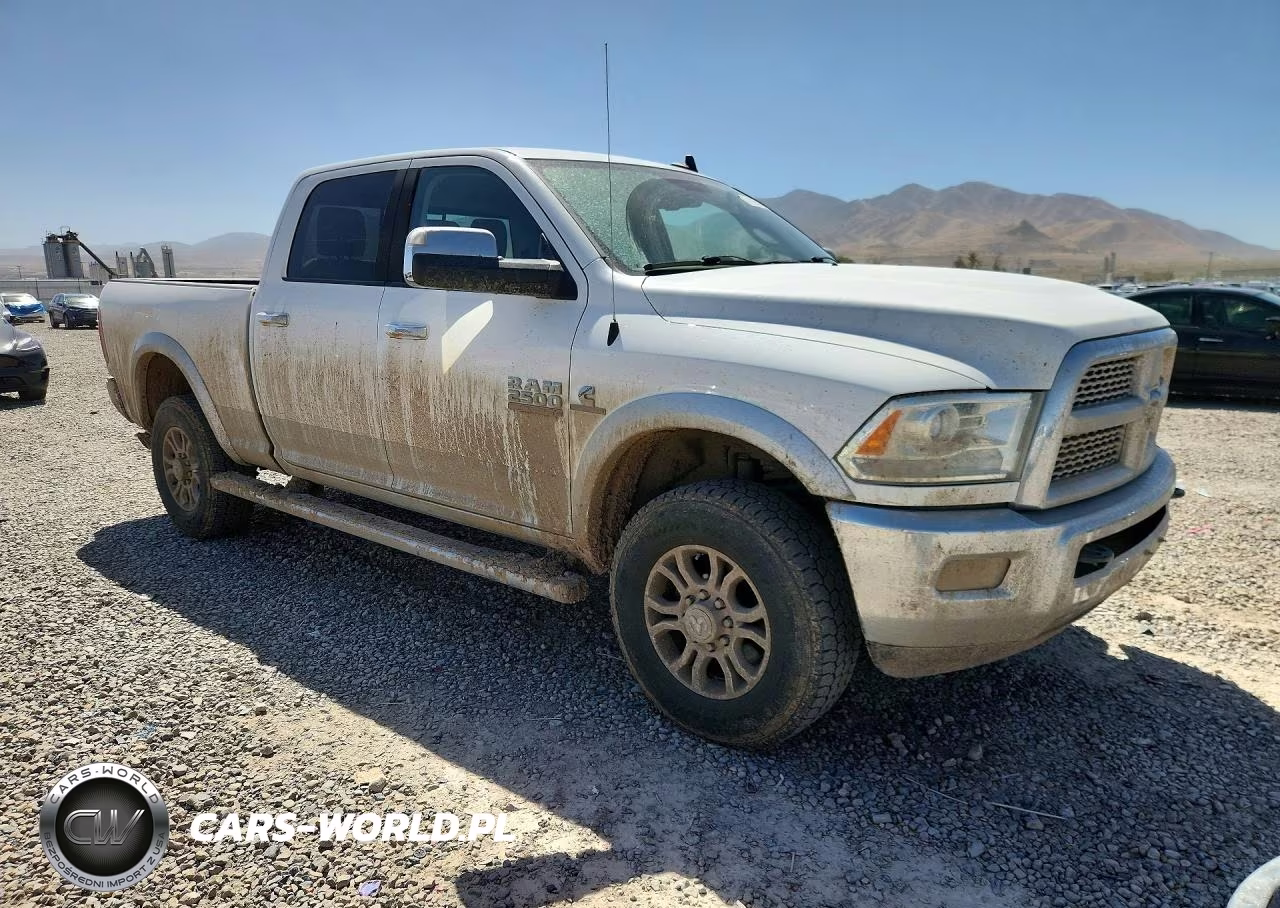 2016 Ram 2500 Laramie VIN:3C6UR5FL4GG191778 - 4