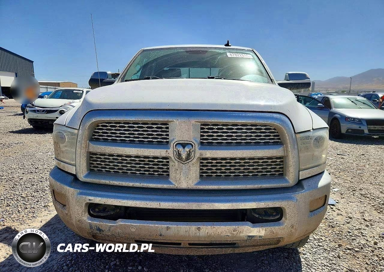 2016 Ram 2500 Laramie VIN:3C6UR5FL4GG191778 - 5