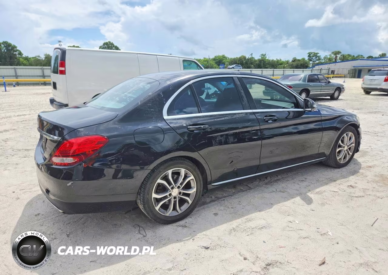 2016 Mercedes-Benz C 300 VIN:55SWF4JB2GU128489 - 3